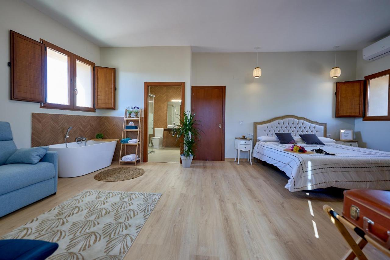 Duplex Casa De Las Argollas Grand Suite Parking Gratis Plasencia Exterior photo
