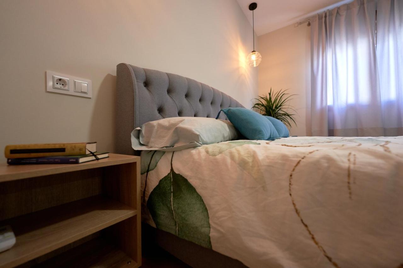 Duplex Casa De Las Argollas Grand Suite Parking Gratis Plasencia Exterior photo
